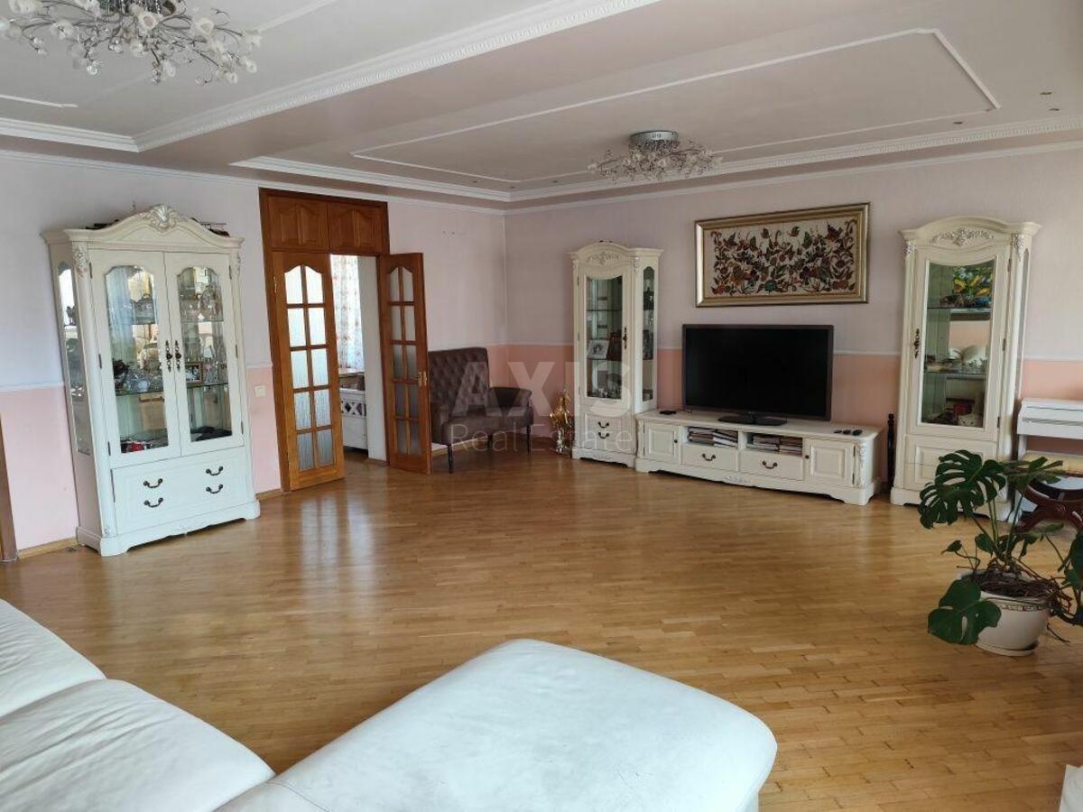 3k apartment pr-t Geroi'v Stalingrada 24А0