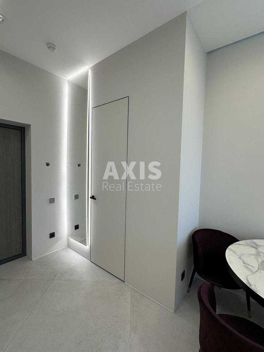 1k apartment vul. Antonovycha 1093