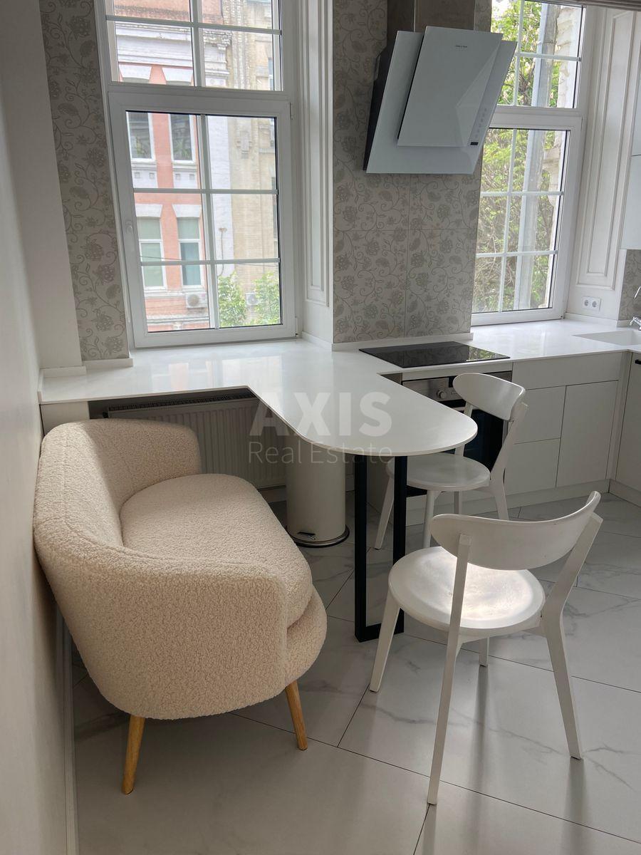 1k apartment vul. Kostjantynivs'ka 32