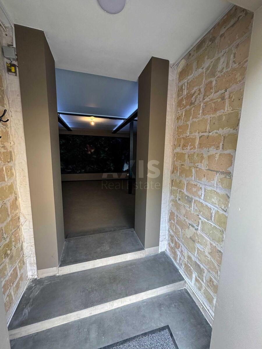 Office vul. Jaroslavs'ka 11В, 77m25