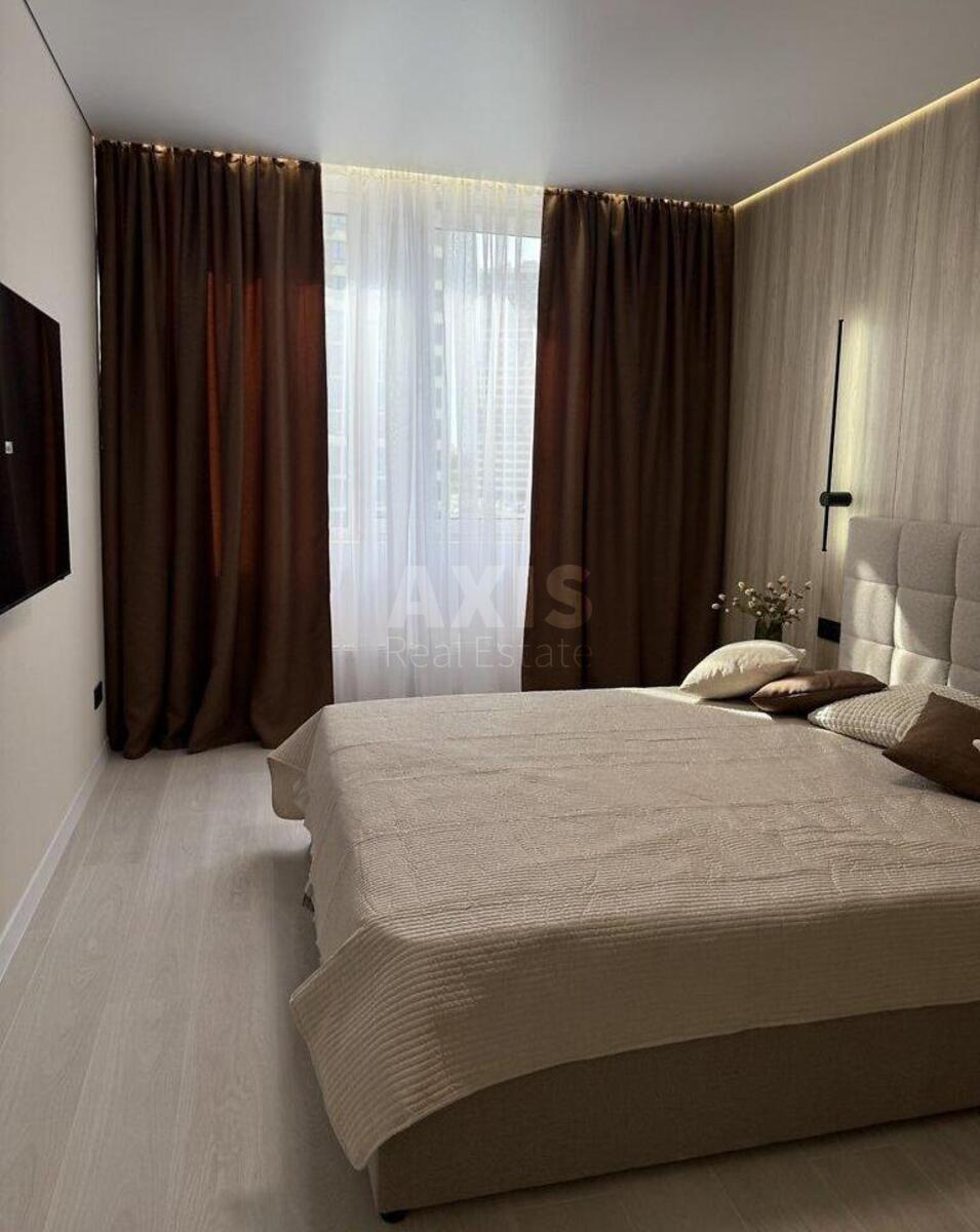 1k apartment vul. Vsevoloda Zmijenka 3/215