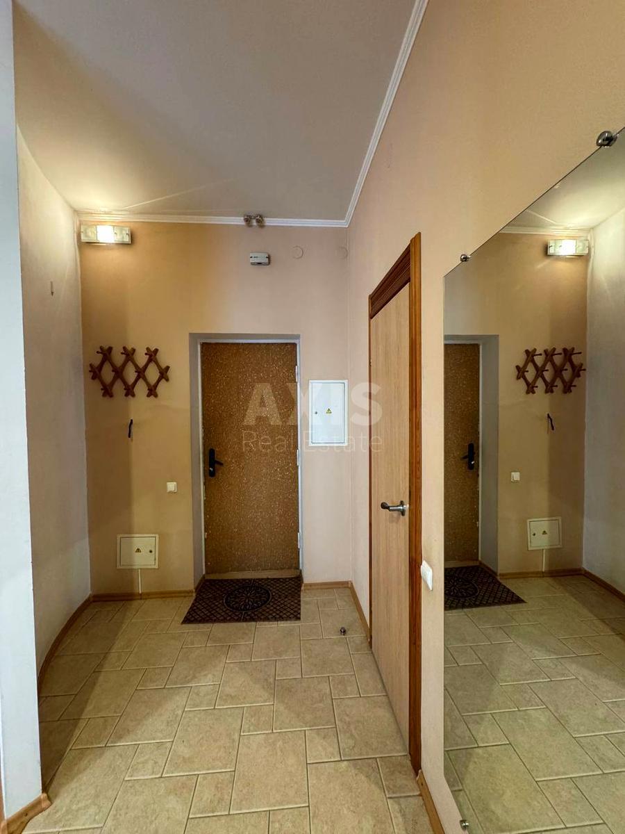 1k apartment pr-t Volodimira Іvasyuka 8616279