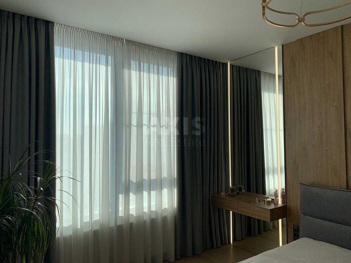 4к квартира ул. Деловая 1/2573028