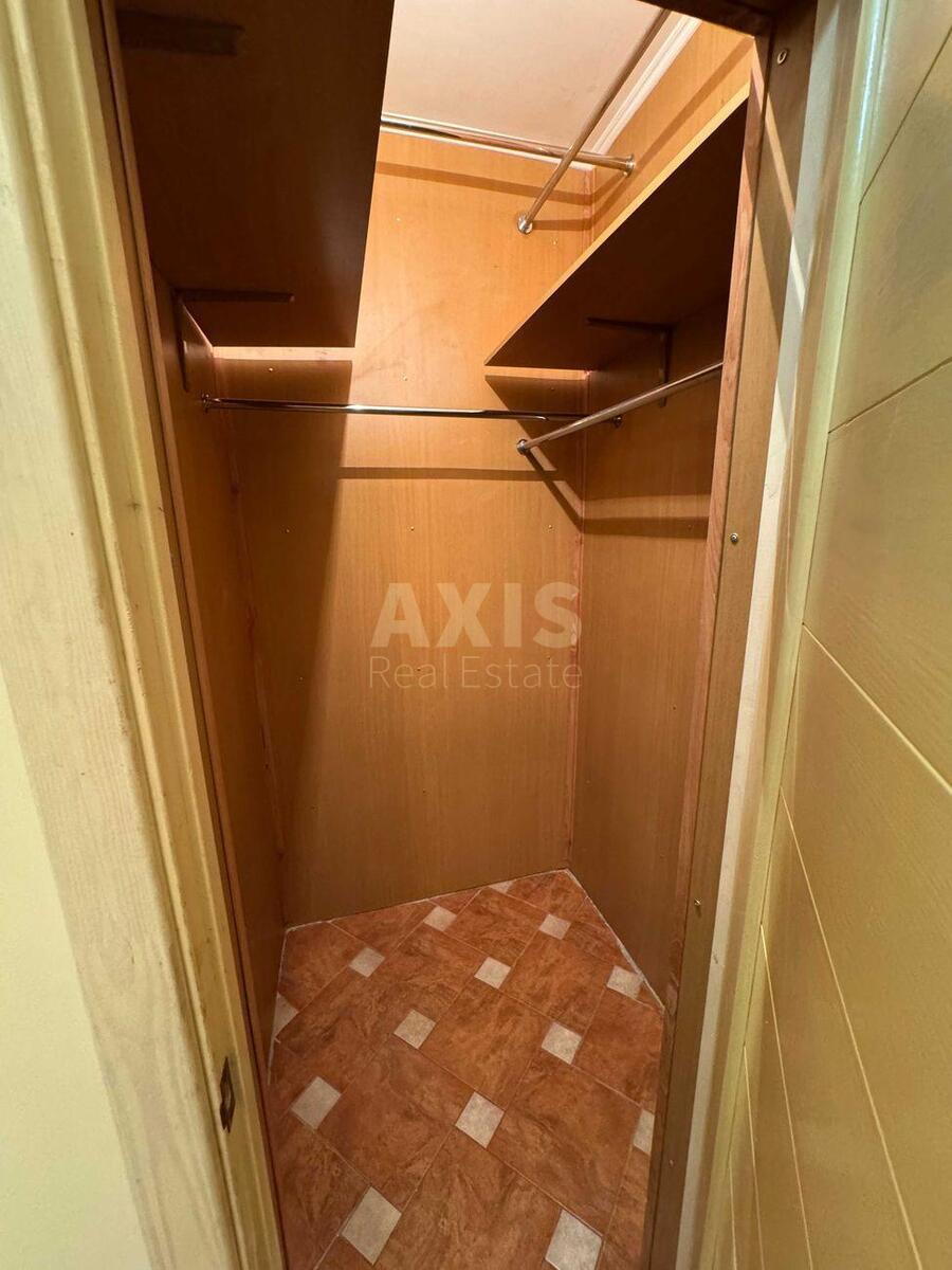 2к квартира ул. Юлии Здановской 5810