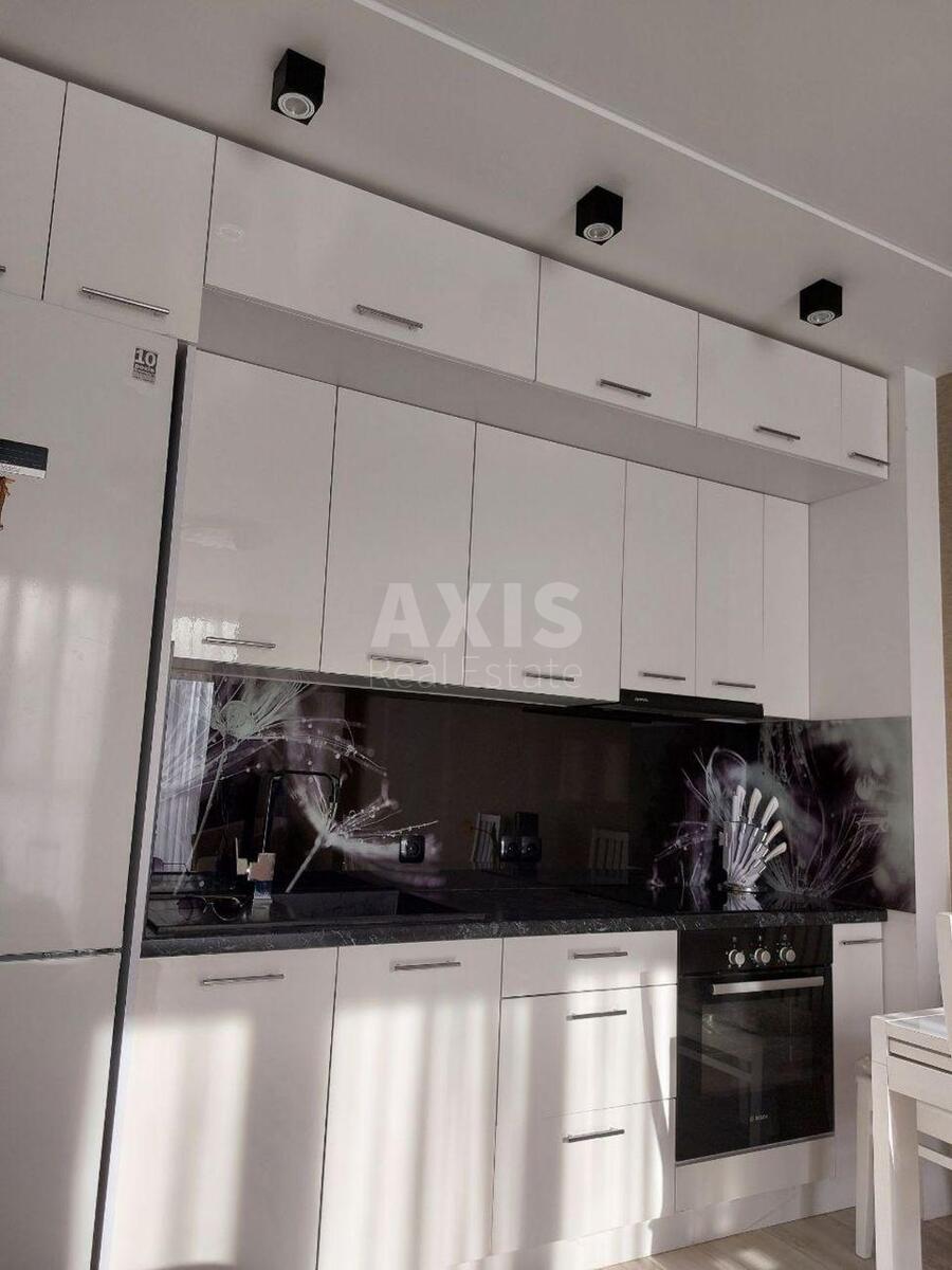 1k apartment vul. Saljutna 2Б1