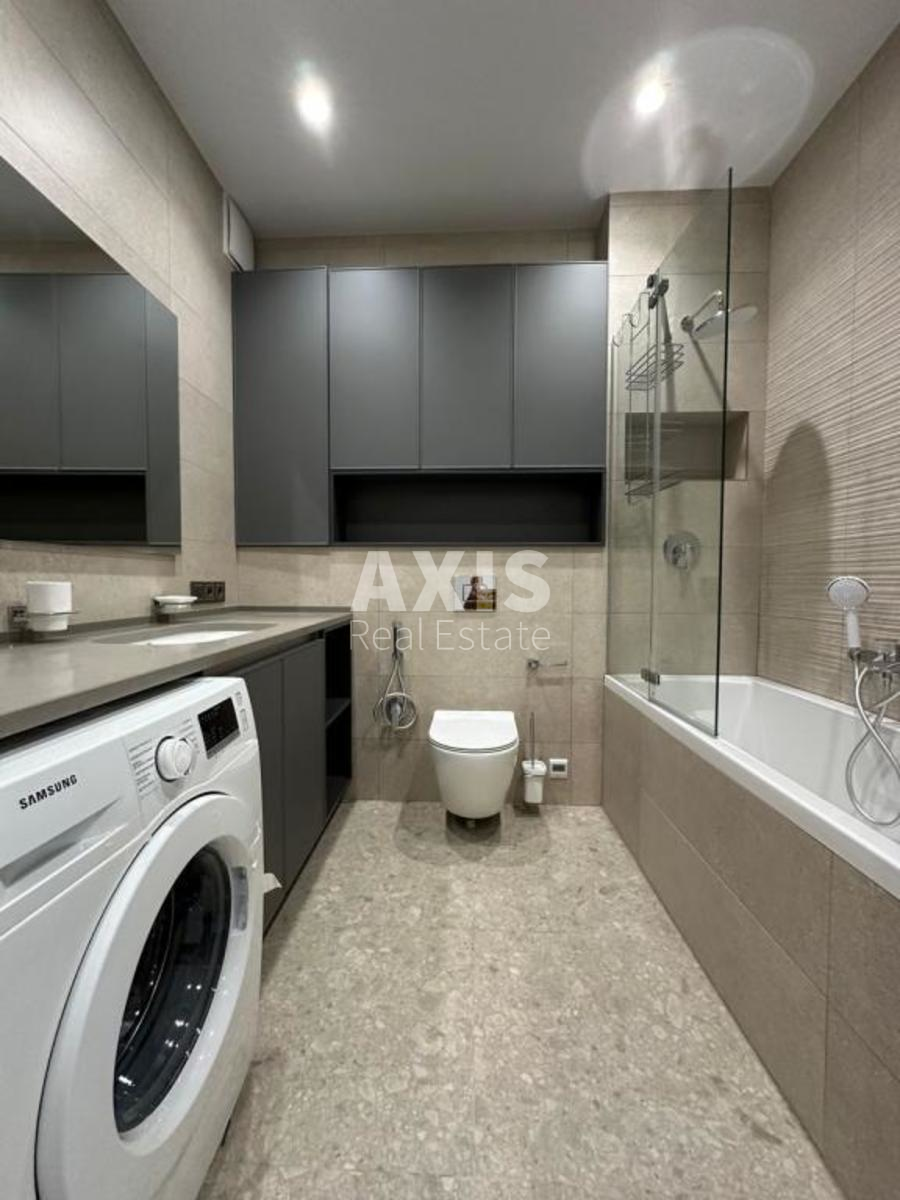 4k apartment vul. Antonovycha 1183