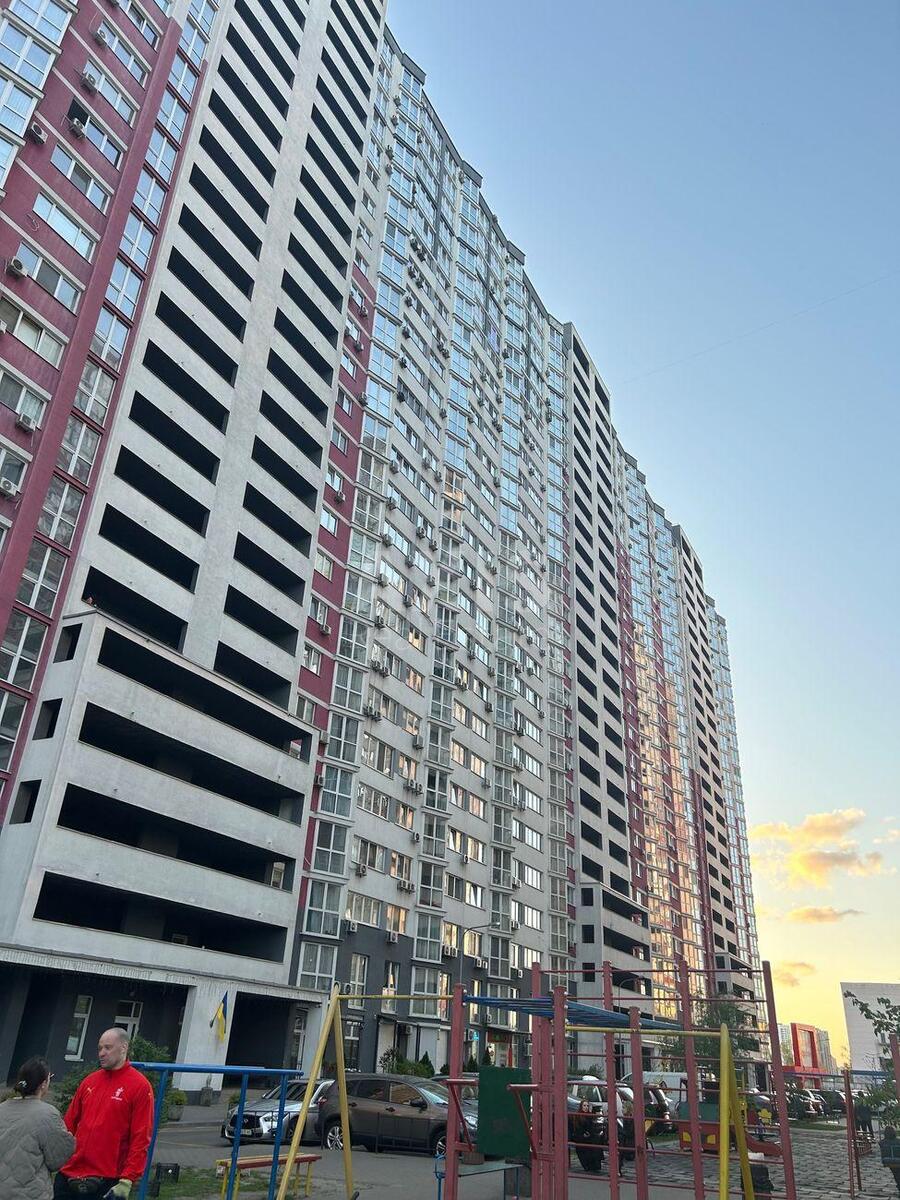 1k apartment vul. Dragomanova 2А57831