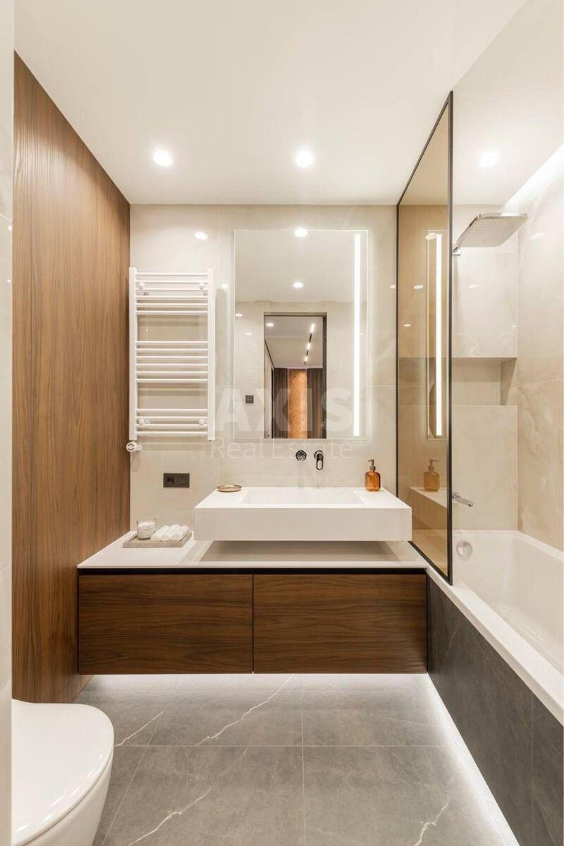 3k apartment vul. Kudri Ivana 1Б621585