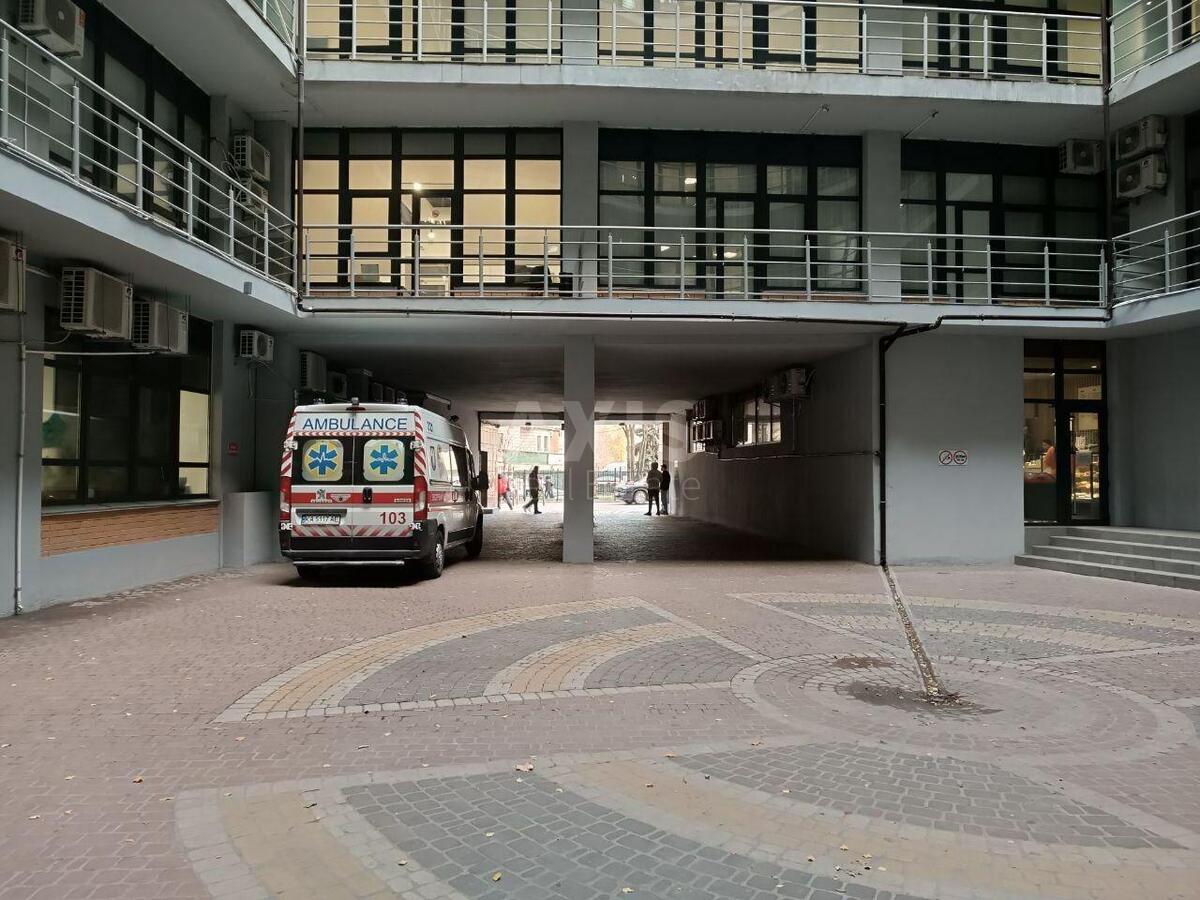 Office vul. Jevgena Konoval'cja 36Д, 163m2578702