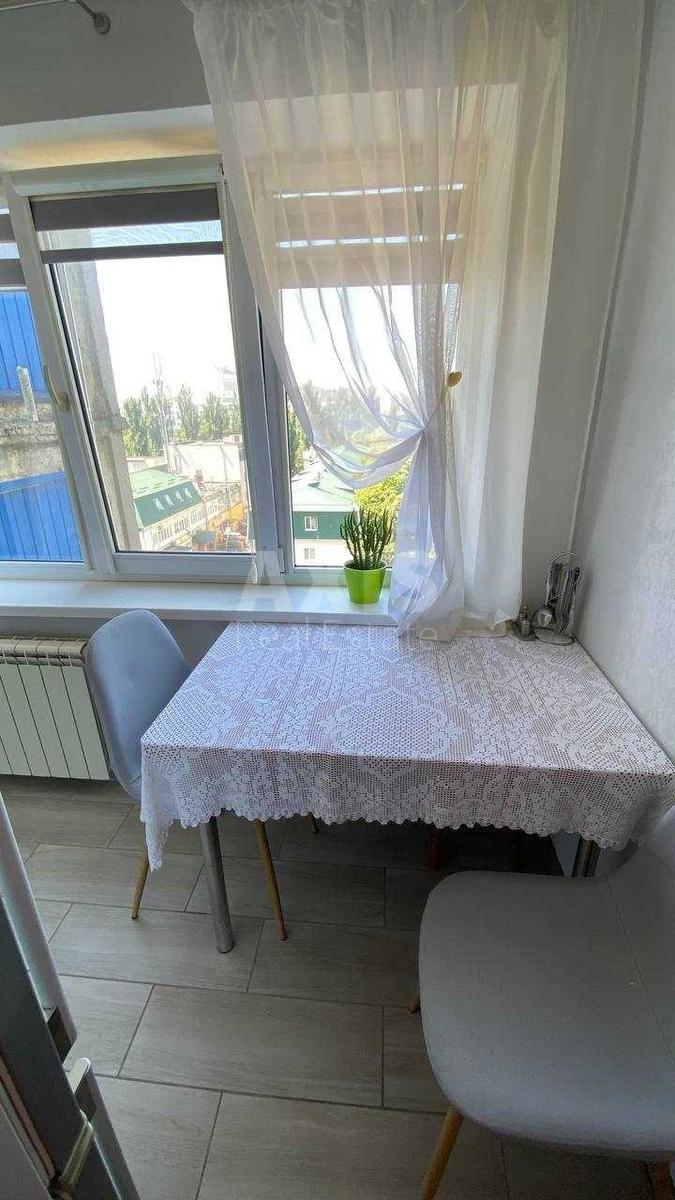 2k apartment vul. Miljutenka 10А1