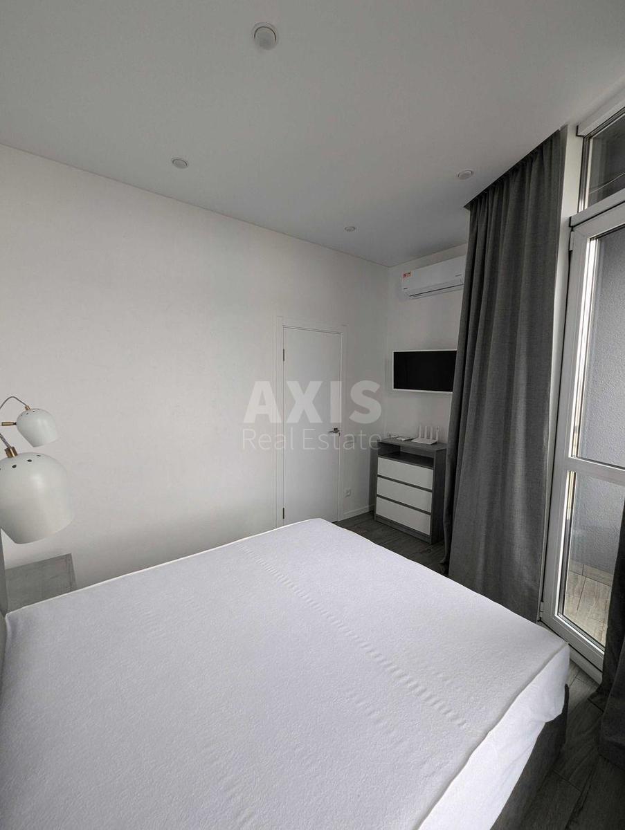 2k apartment vul. Kahovs'ka 603