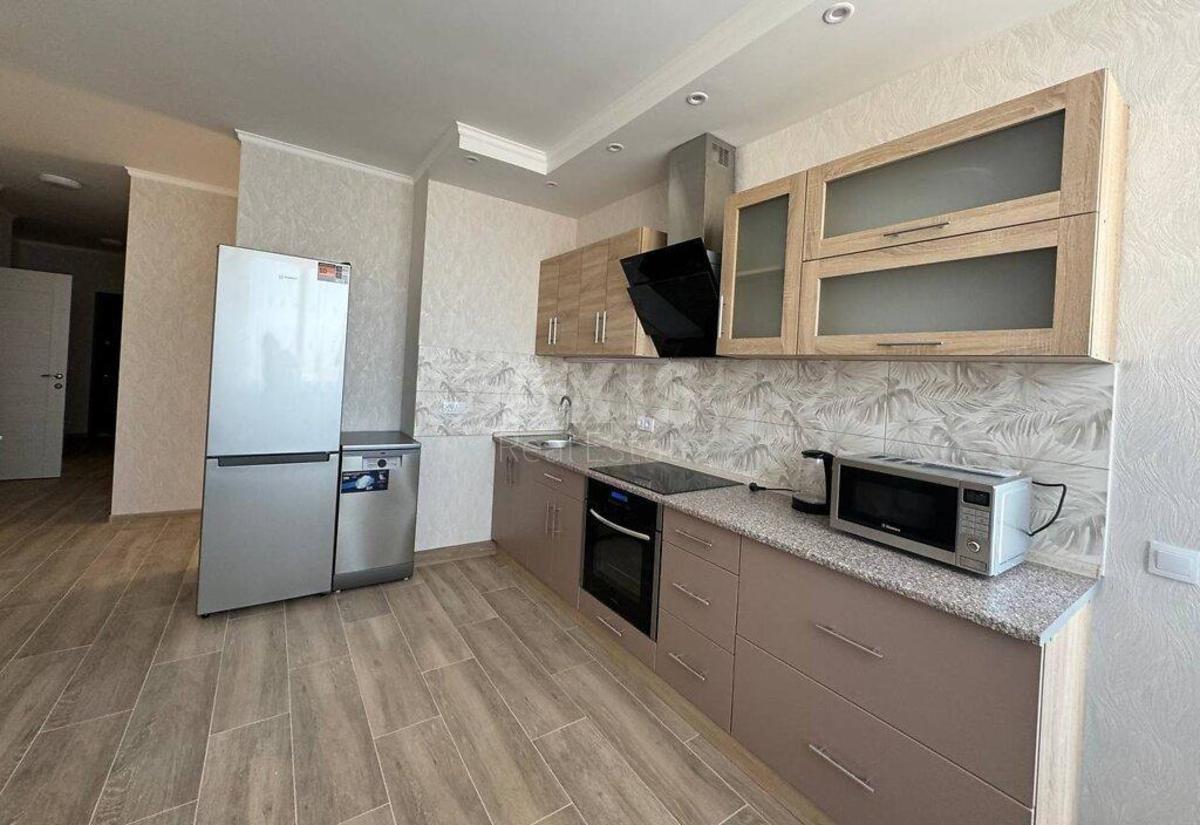 2k apartment vul. Pivnichno-Syrec'ka 2
