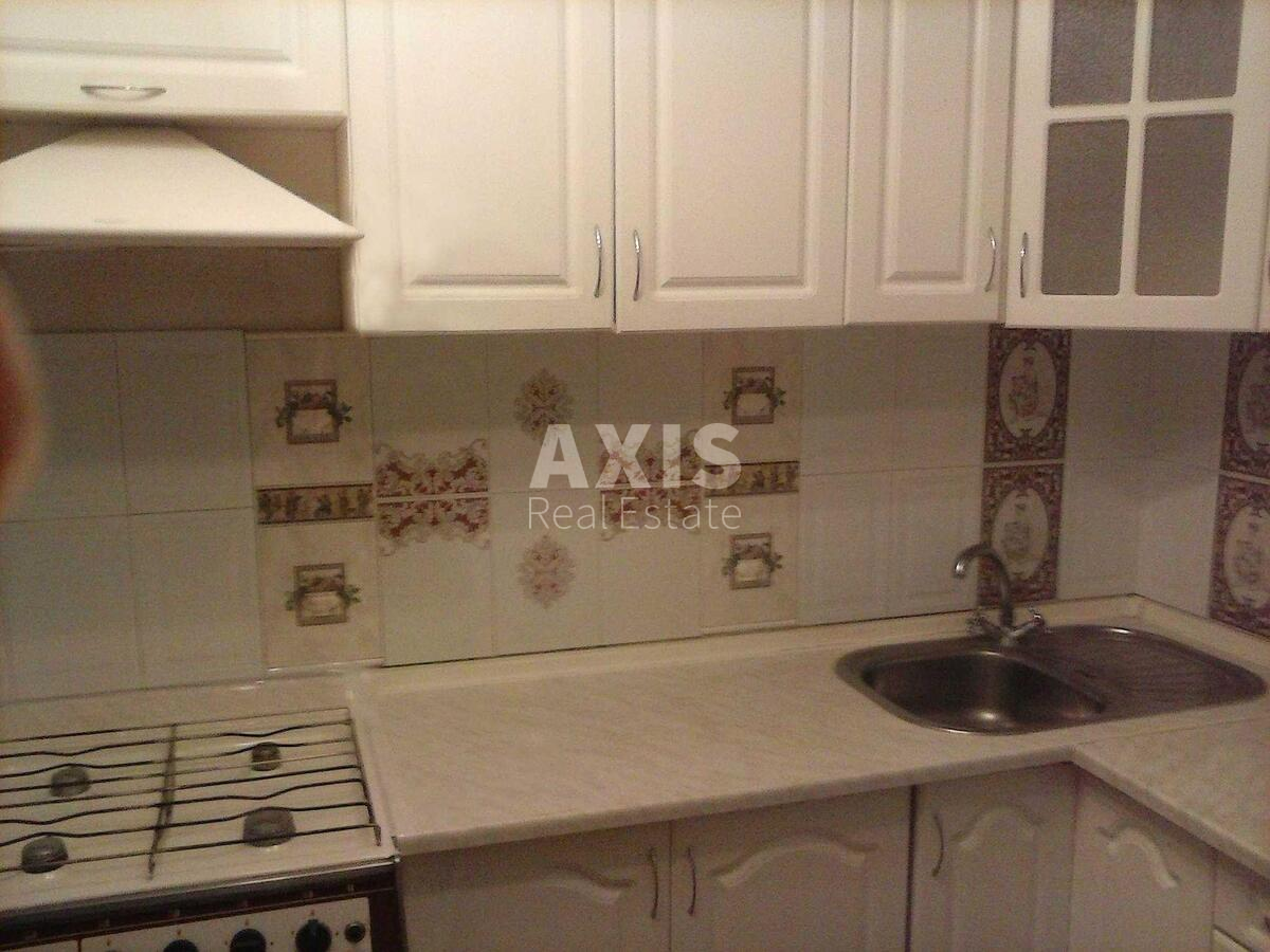 3k apartment vul. Borysoglibs'ka 120