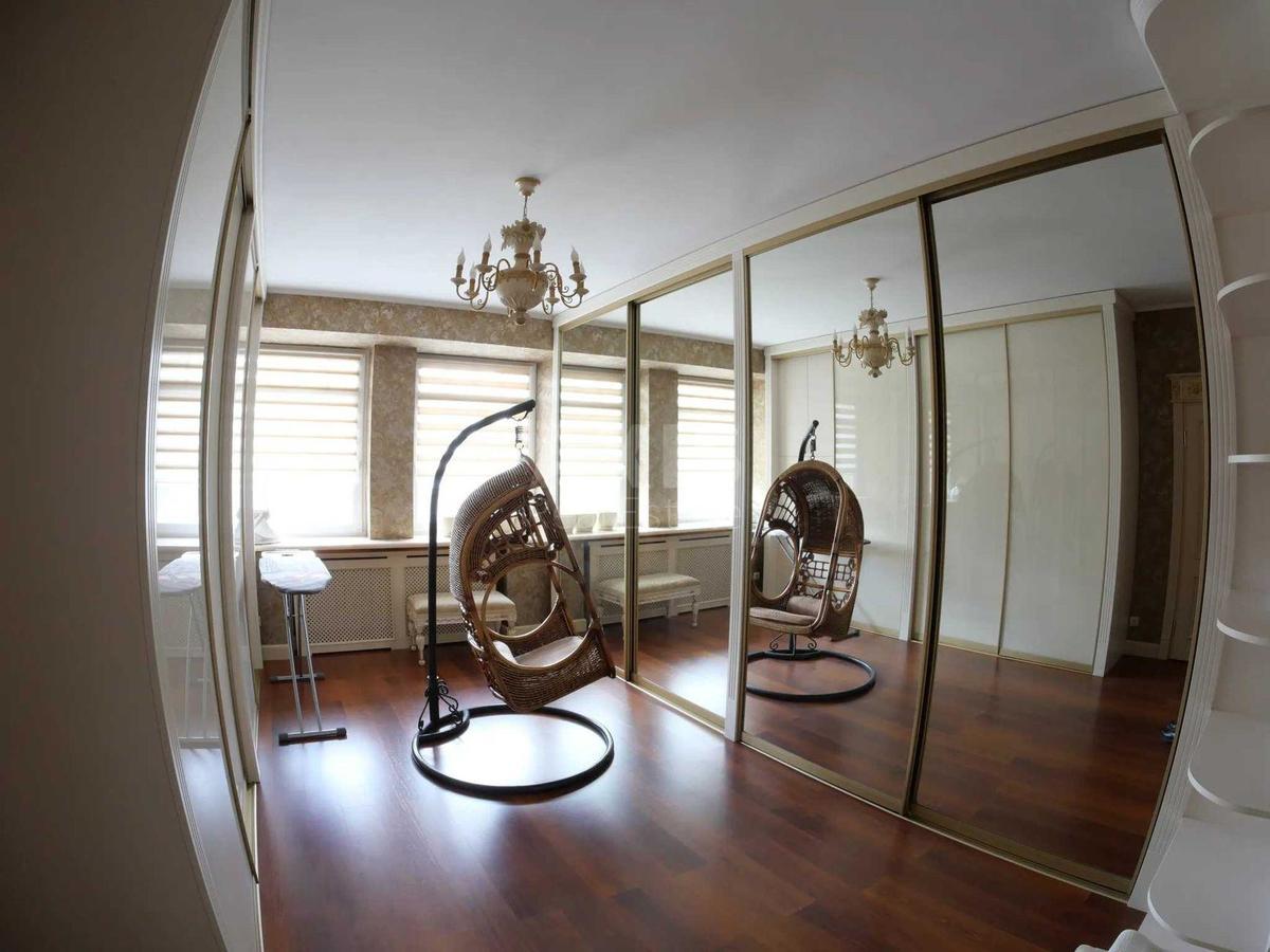 5k apartment vul. Panasa Myrnogo 129