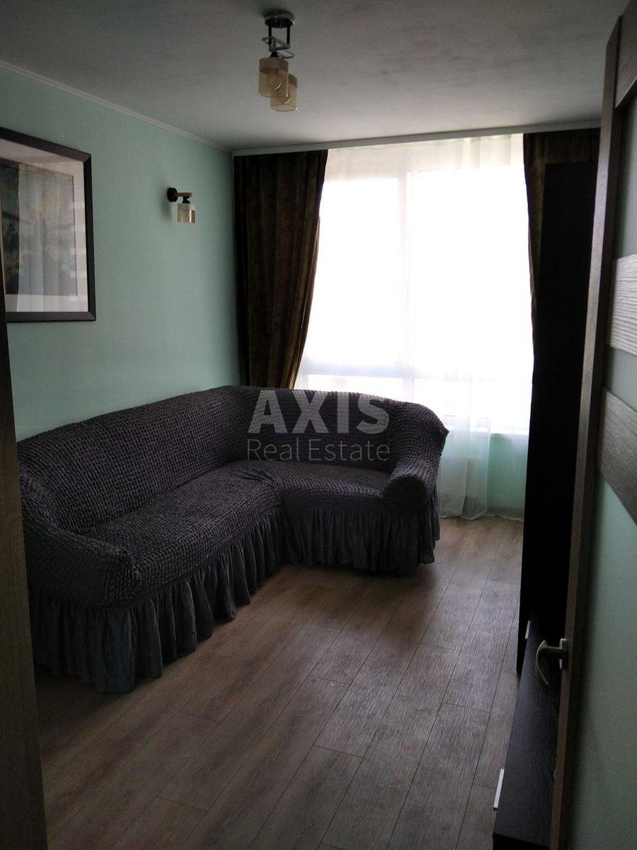 2k apartment nab. Dniprovs'ka 10
