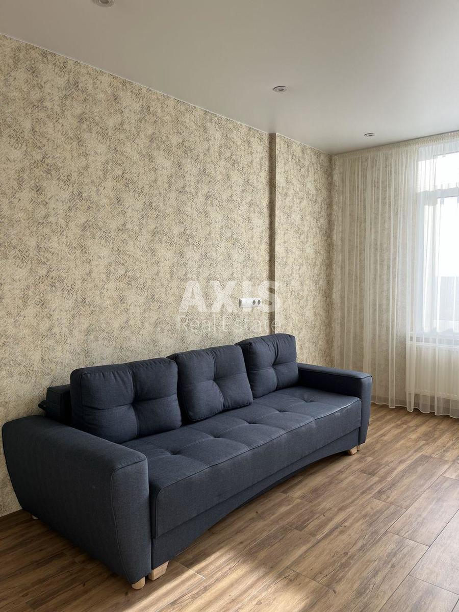 1к квартира пр-т Голосеевский 68358223