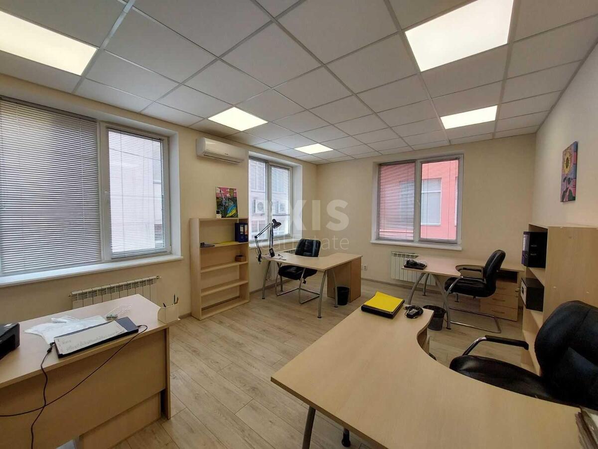 Office vul. Glybochyc'ka 17, 95m20