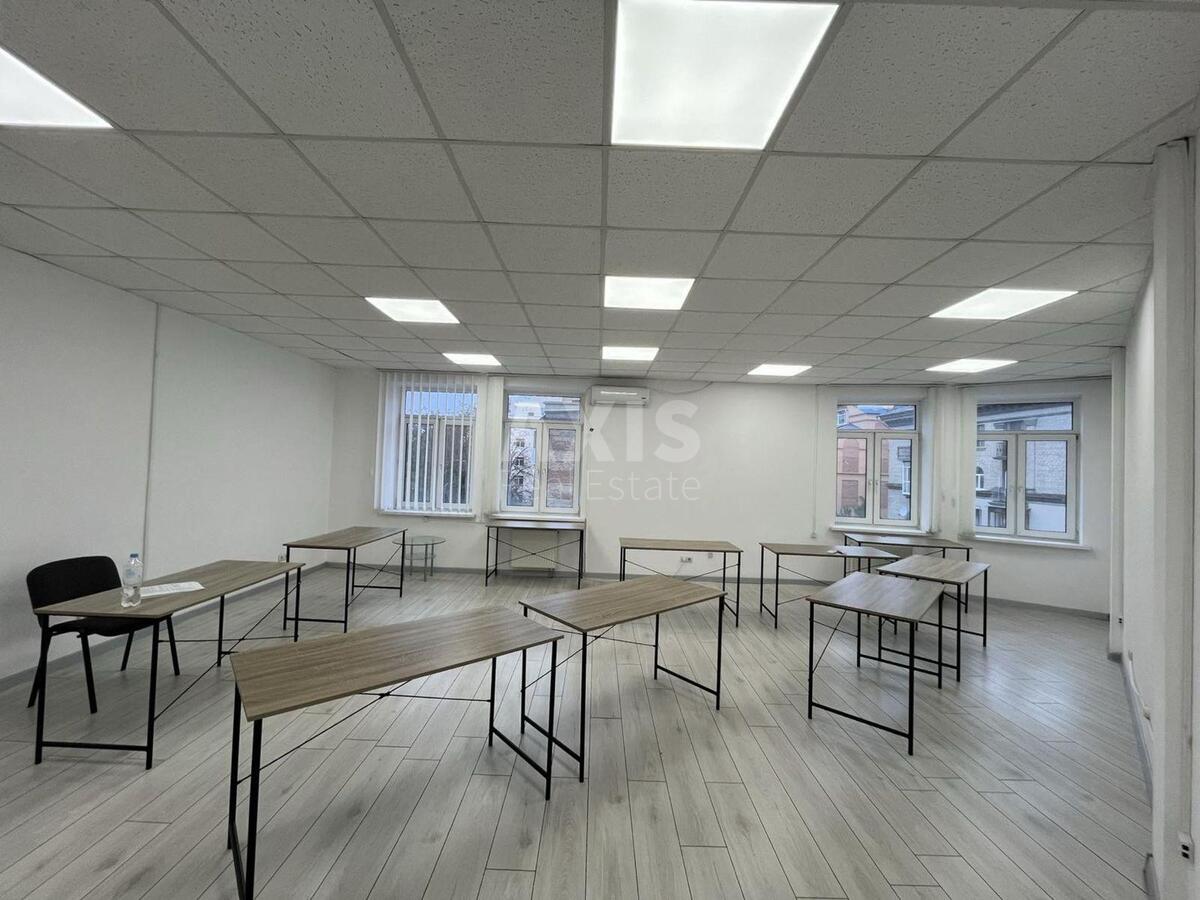 Office vul. Shhekavyc'ka 30/39, 155m259873