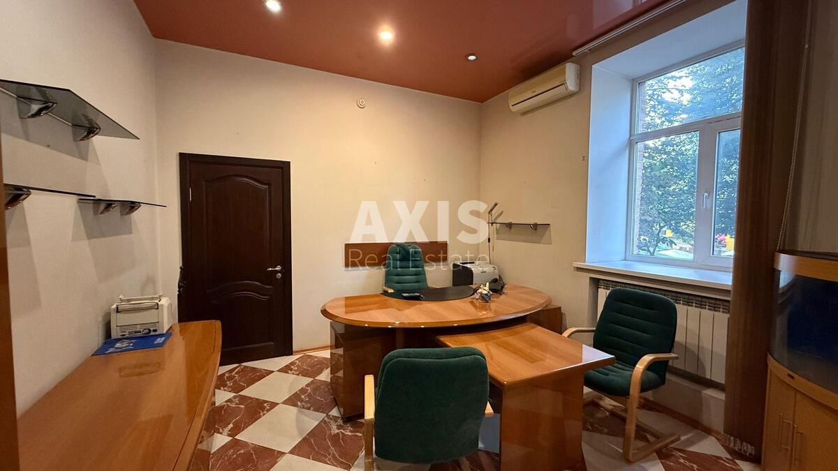 Trade object vul. Dilova 5, 213m2585621
