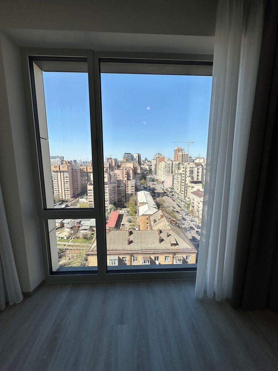 4k apartment vul. Antonovycha 1183