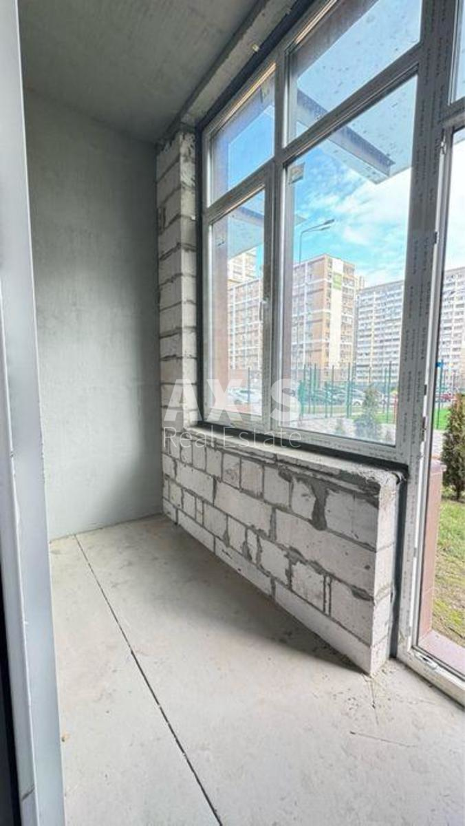 2k apartment vul. Oleksandra Olesja 2б7