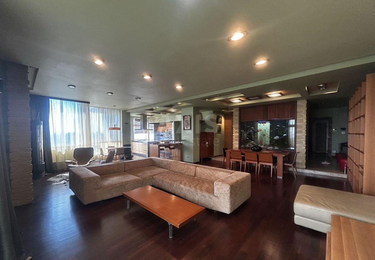 4k apartment vul. Rejtars'ka 11