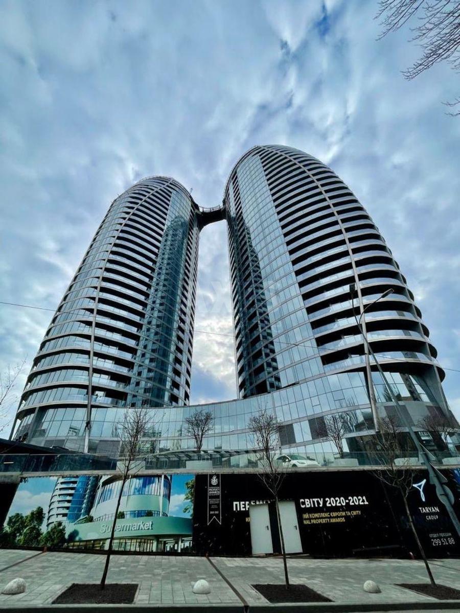 3k apartment vul. Ioana Pavla II 12