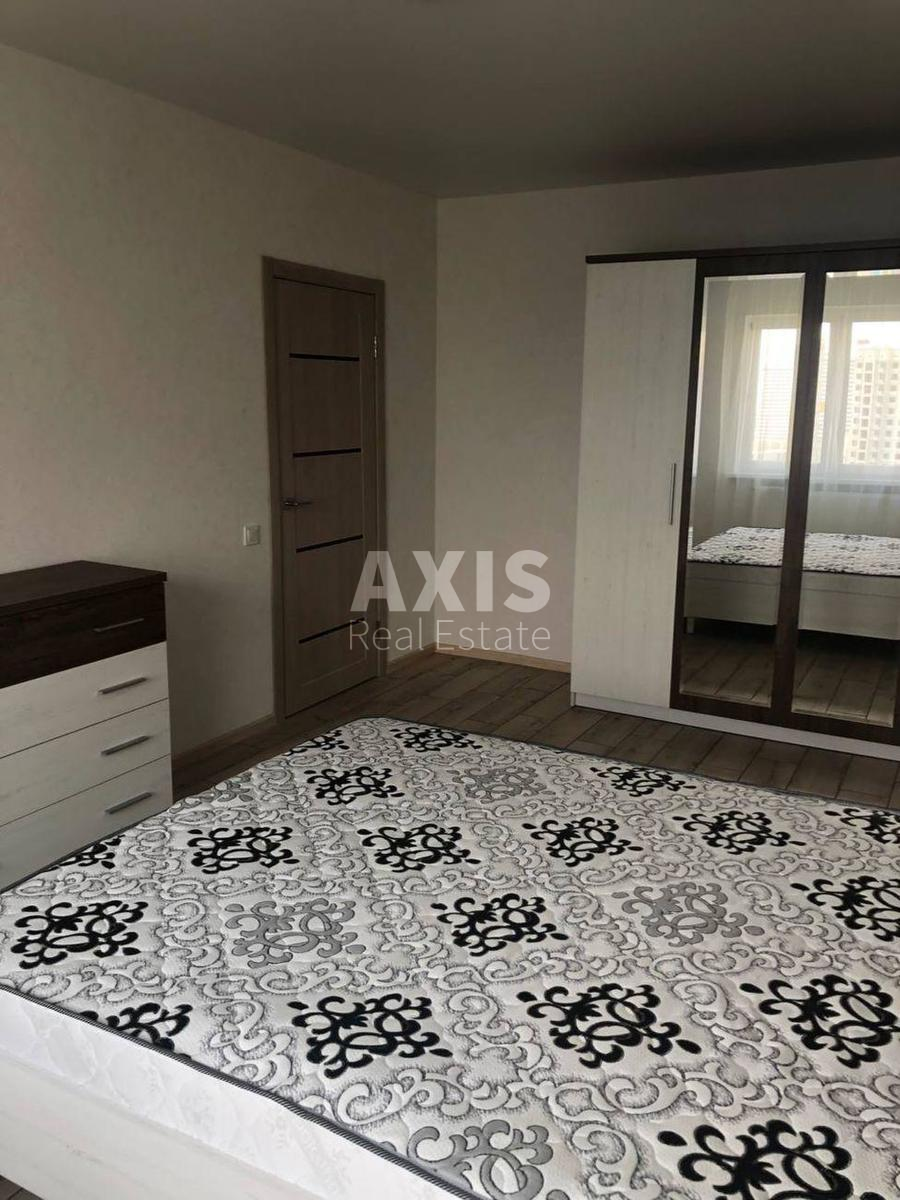 1k apartment pr-t Glushkova Akademika 6289991