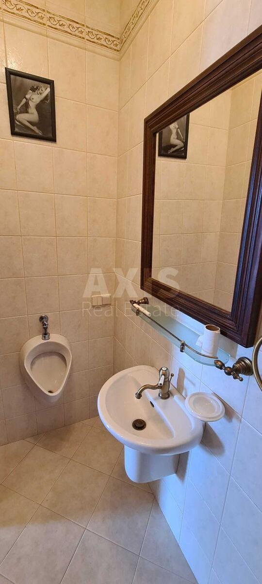 5k apartment vul. Orlyka Pylypa 1011
