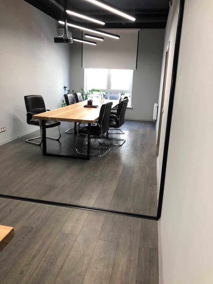 Office vul. Degtjarna 8, 220m26250515