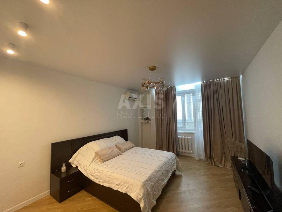 2k apartment pr-t Bazhana Mykoly 142