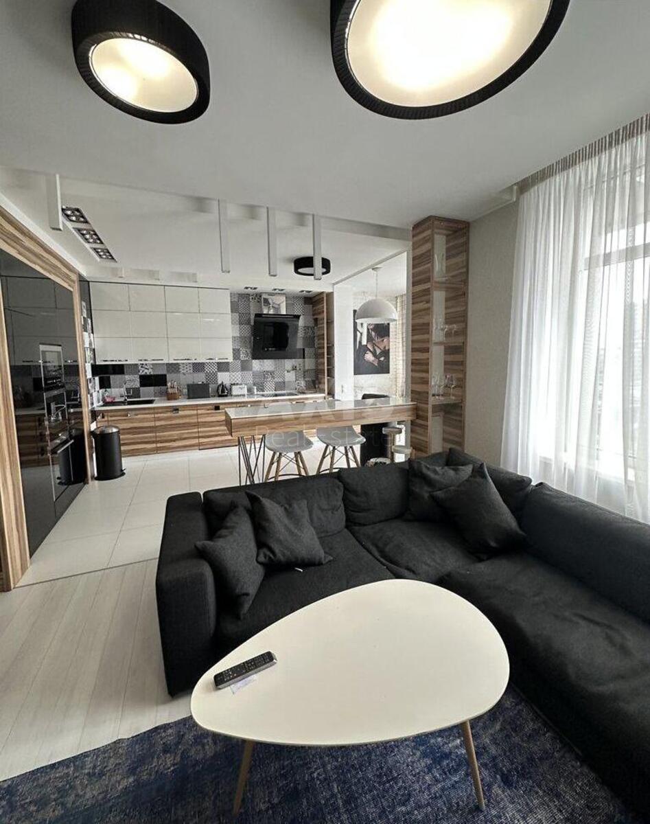 2k apartment vul. Dragomyrova Myhajla 203