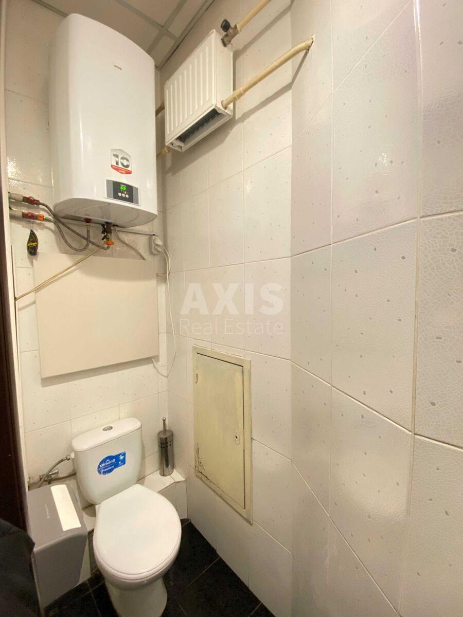 Office nab. Dniprovs'ka 26Ж, 243m26169810