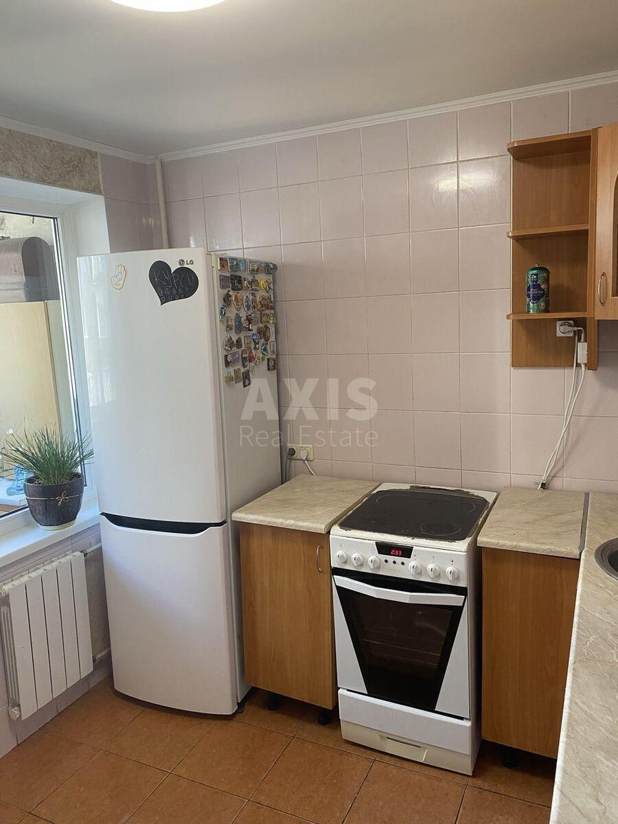 3k apartment pr-t Svobody 3061740