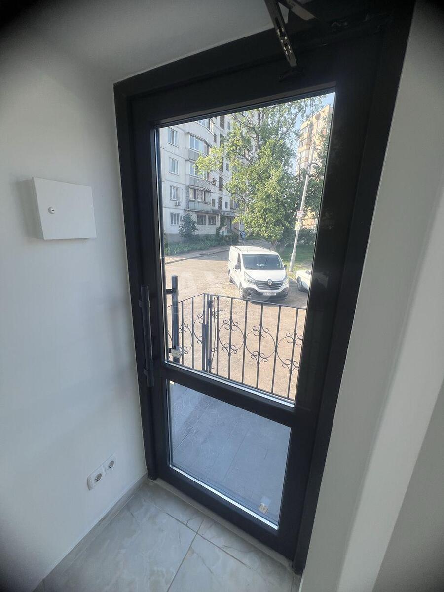 Объект торговли пр-т Шухевича Романа 2А, 60м2576339