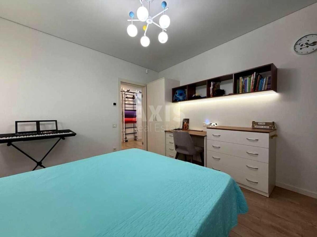 3k apartment vul. Gogolivs'ka 37/2620075