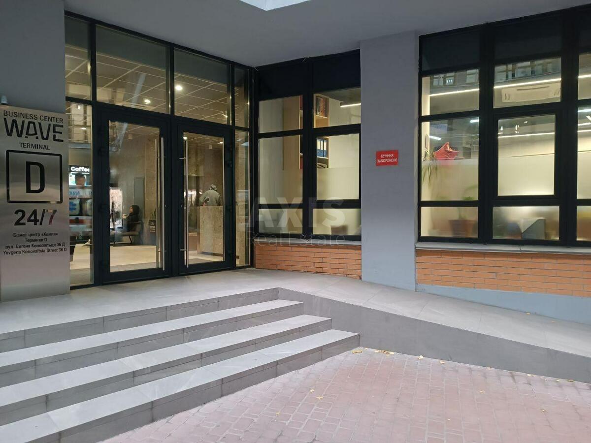 Office vul. Jevgena Konoval'cja 36Д, 163m2578703