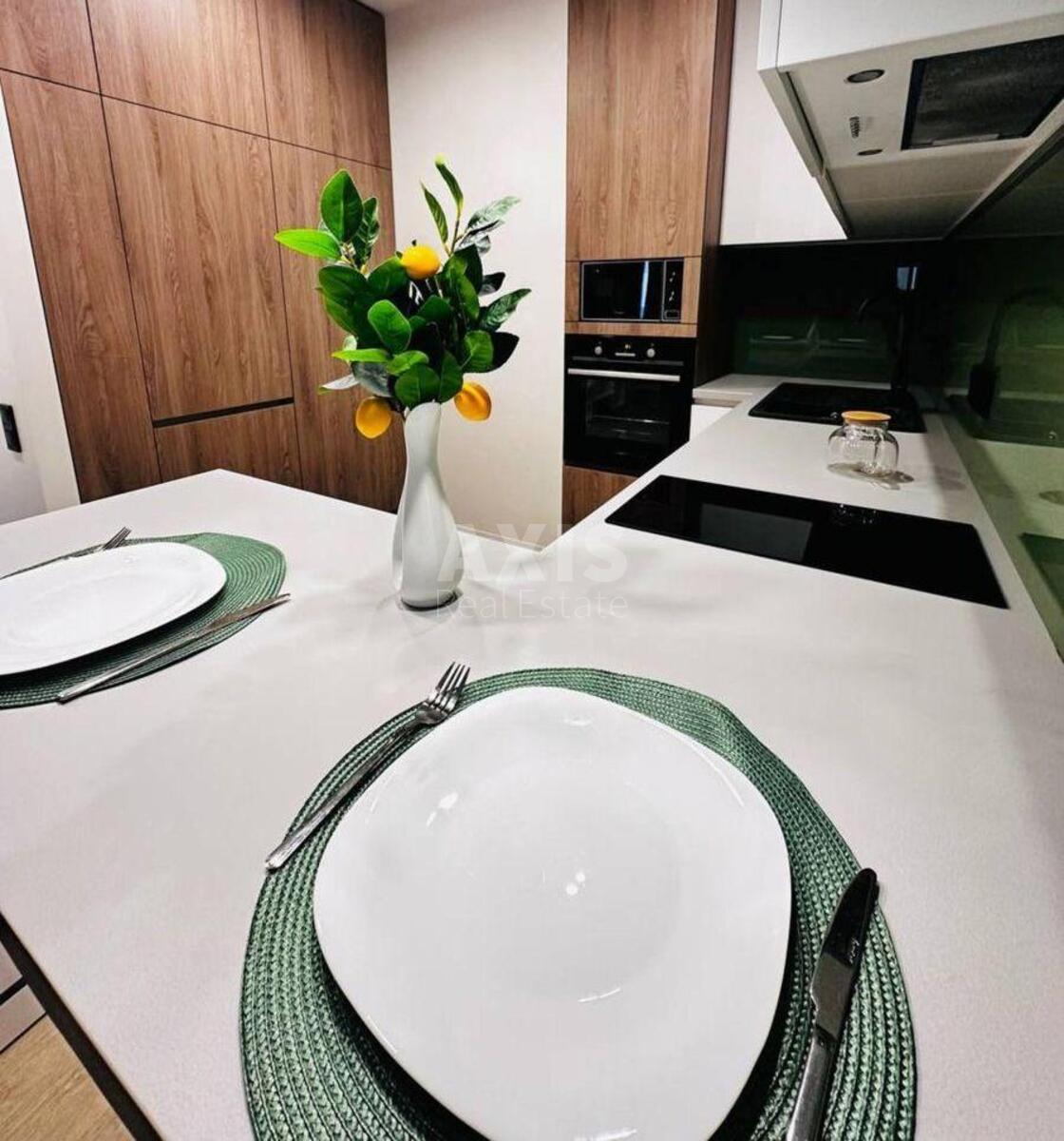 1k apartment vul. Saljutna 2Б578970
