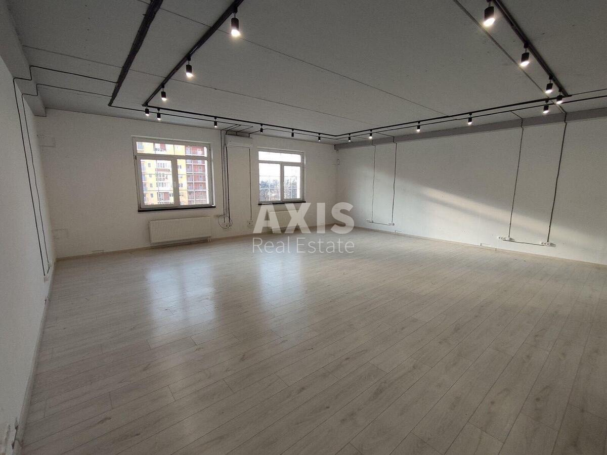 Trade object vul. Myhajla Maksymovycha 28Д, 29m2