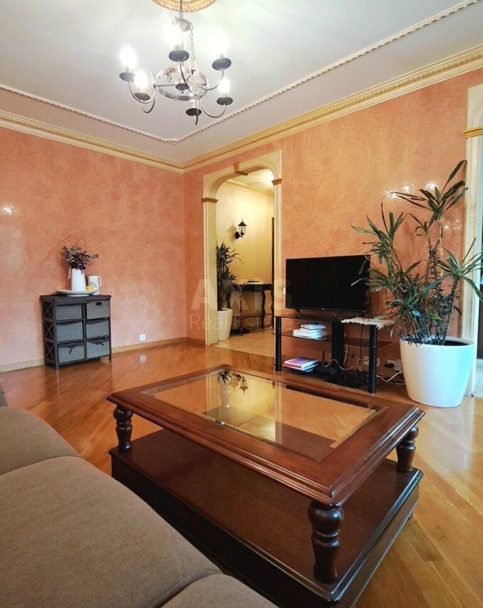 2k apartment vul. Shovkovychna 201