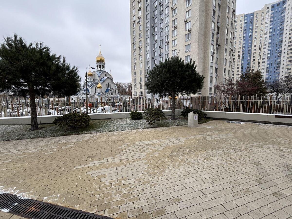 3к квартира вул. Михайла Максимовича 24