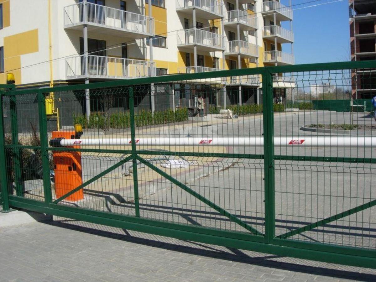 2к квартира ул. Кавалеридзе Ивана 77