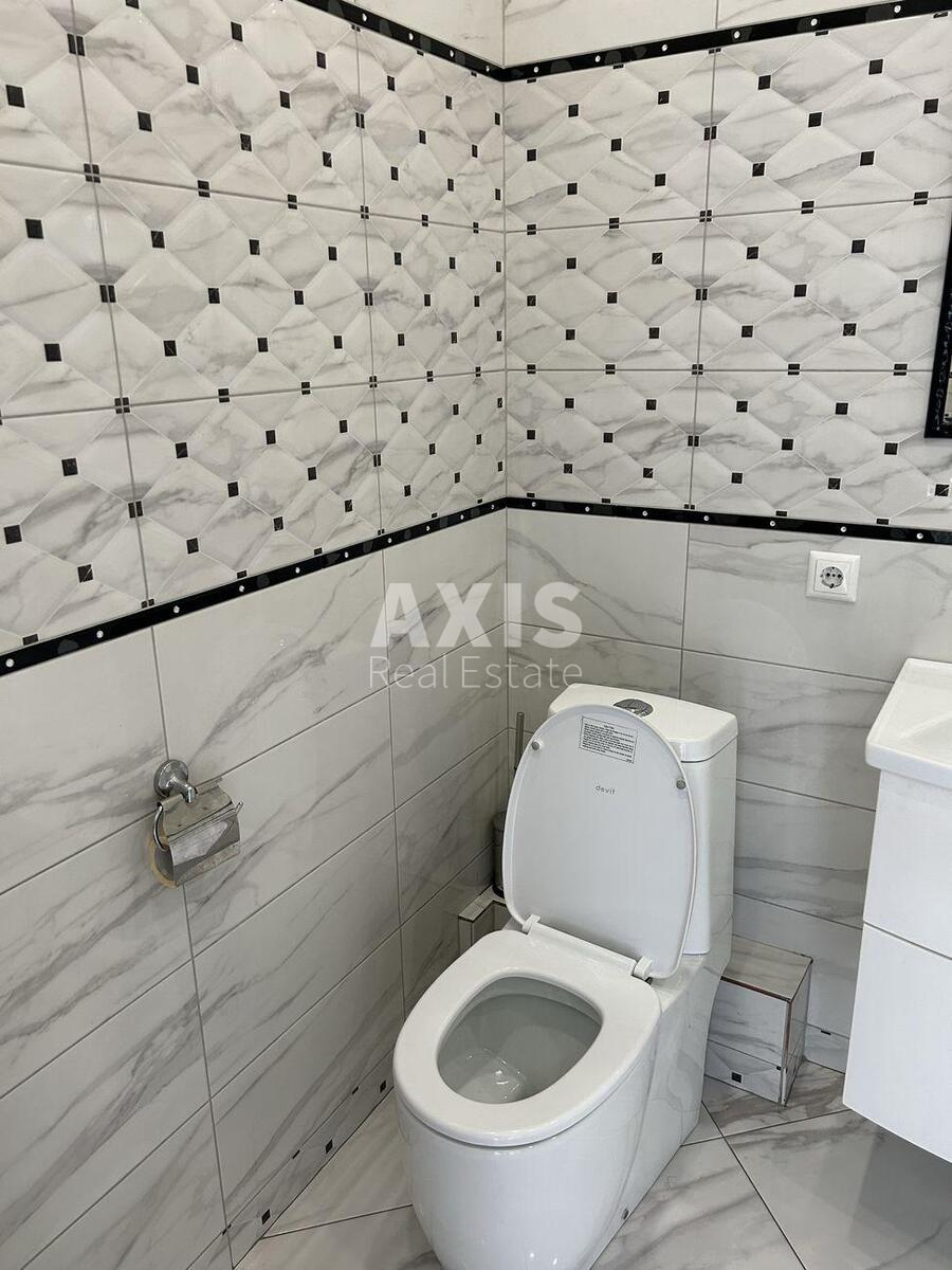 1k apartment pr-t Berestejskij 26621214