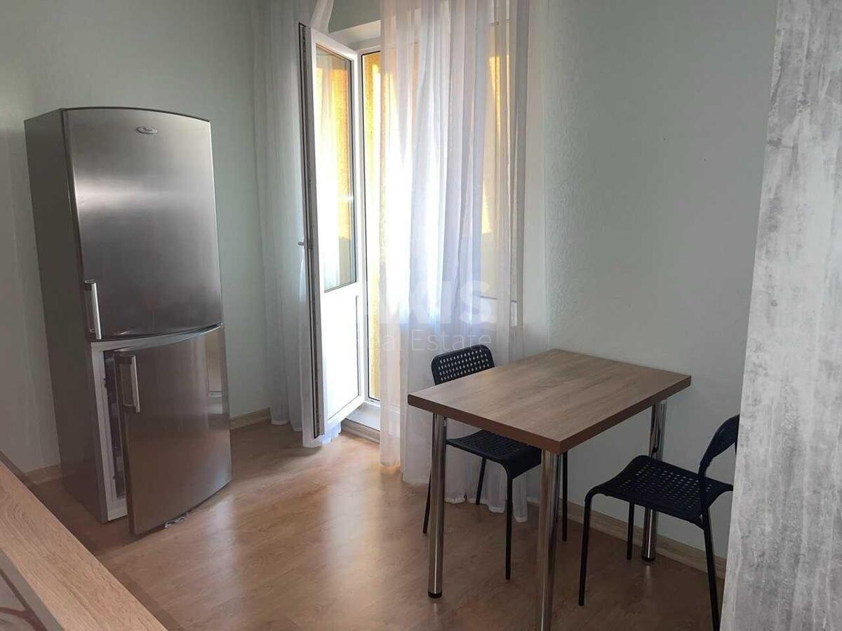 1k apartment pr-t Glushkova Akademika 6591000