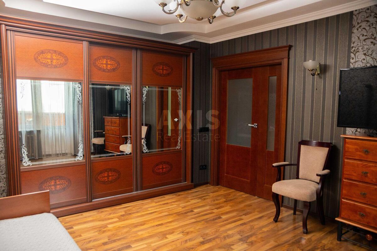 3k apartment pr-t Tychyny Pavla 16/22