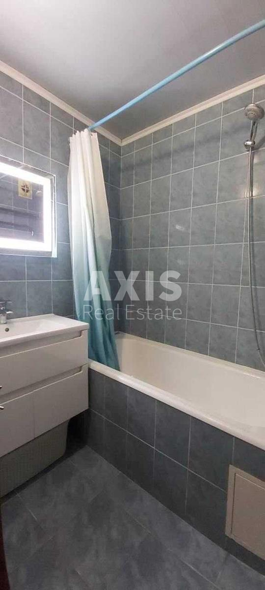 2k apartment vul. Rudenko Larysy 216