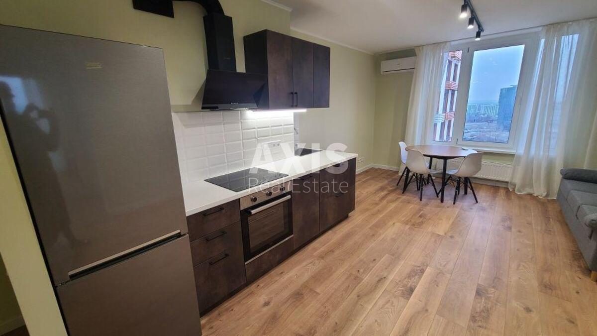 2k apartment nab. Dniprovs'ka 18