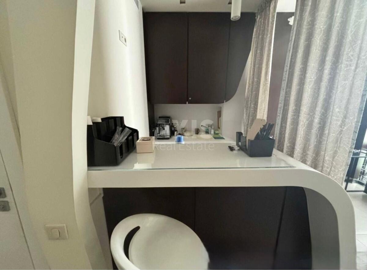 Office vul. Nagirna 15, 205m26040811