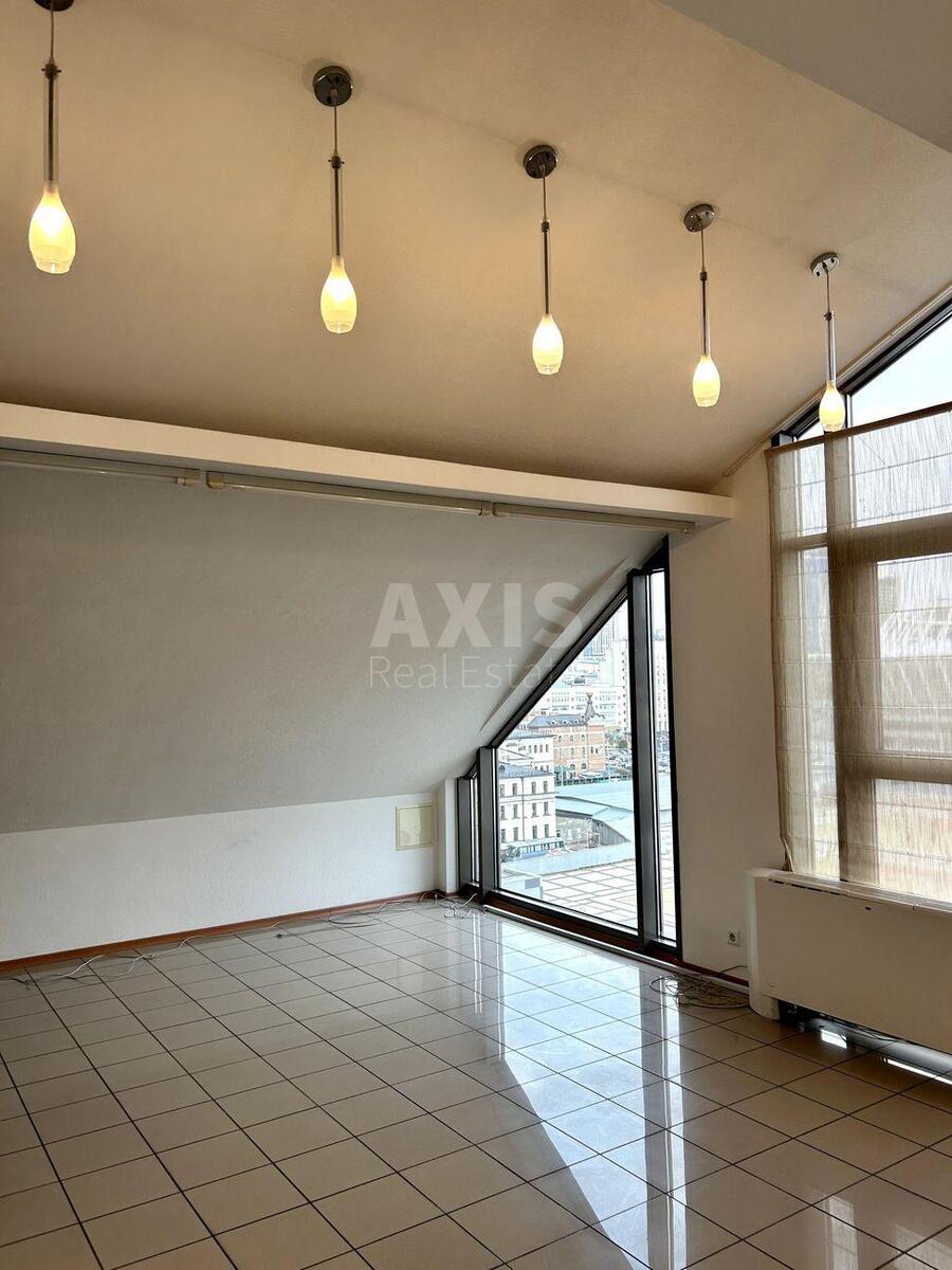 Office vul. Velyka Vasyl'kivs'ka 72, 246m20