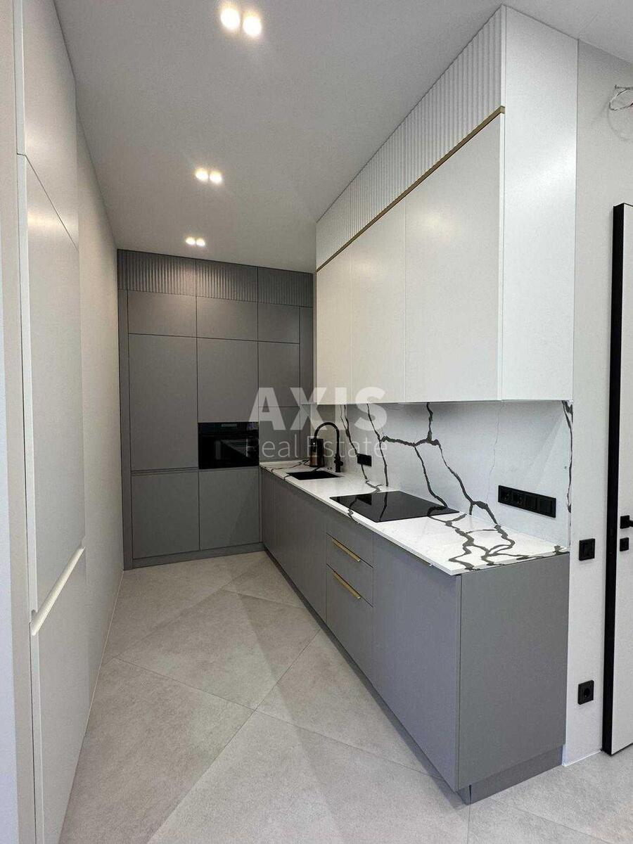 1k apartment vul. Antonovycha 1092
